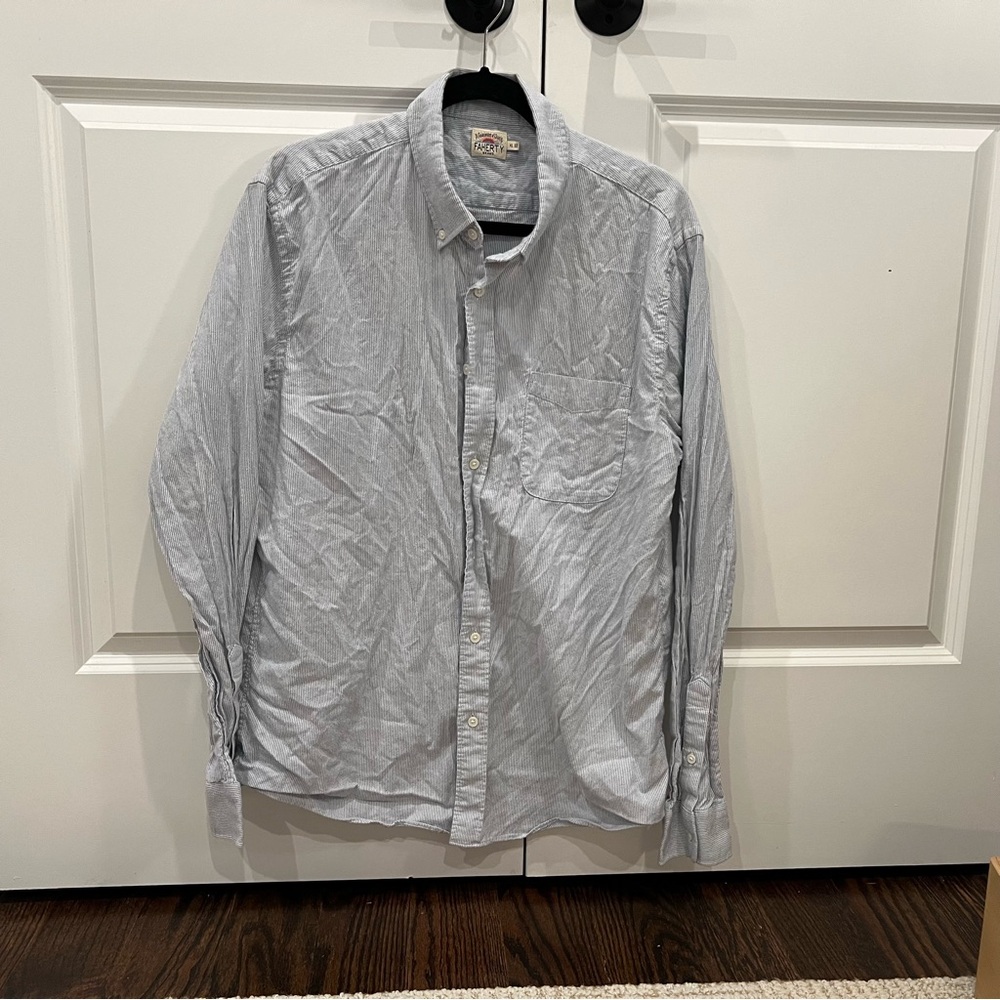 Faherty Men's Blue and White Striped Button Down Shirt Size XL